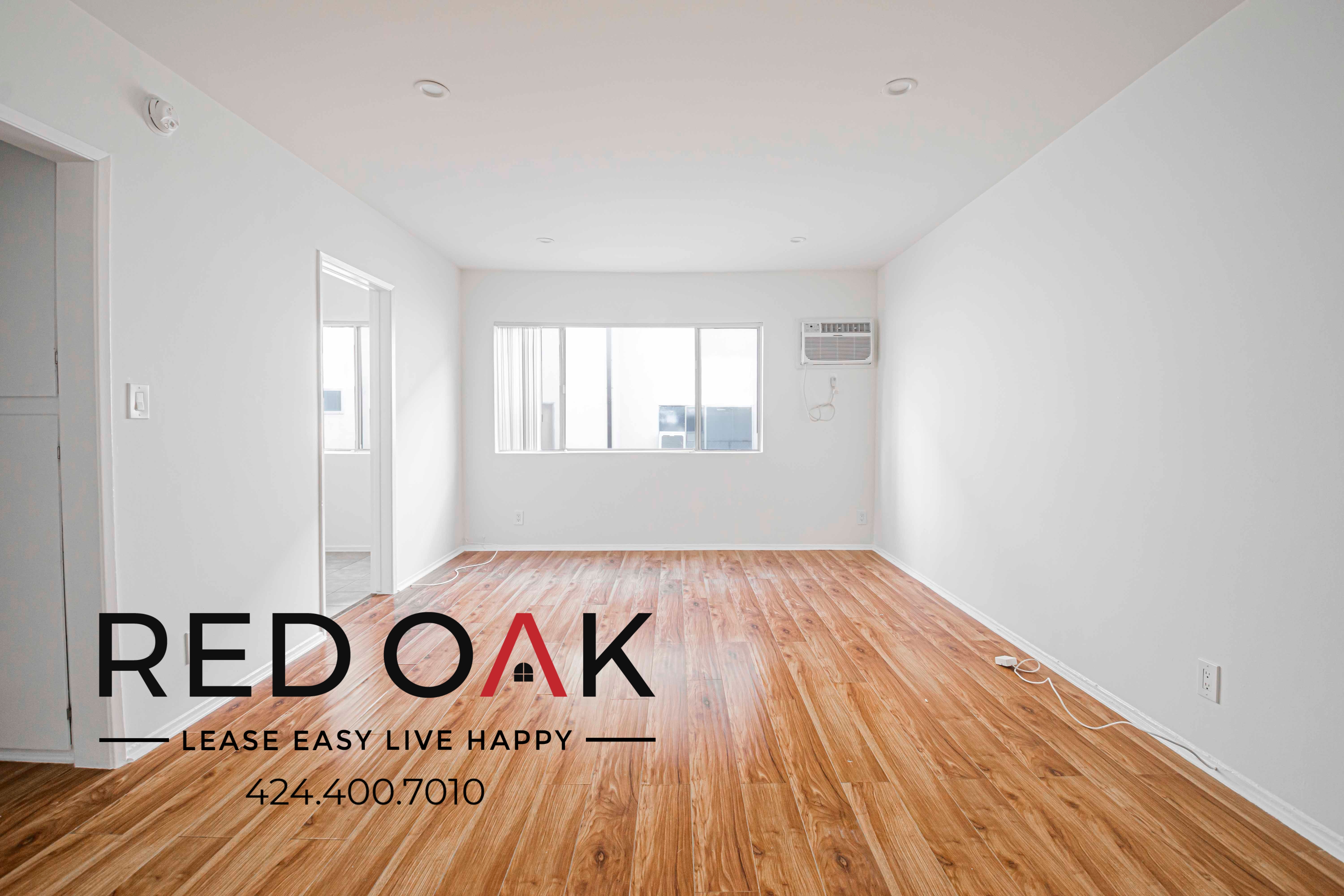 Los Angeles Condo: 946 S Carondelet St