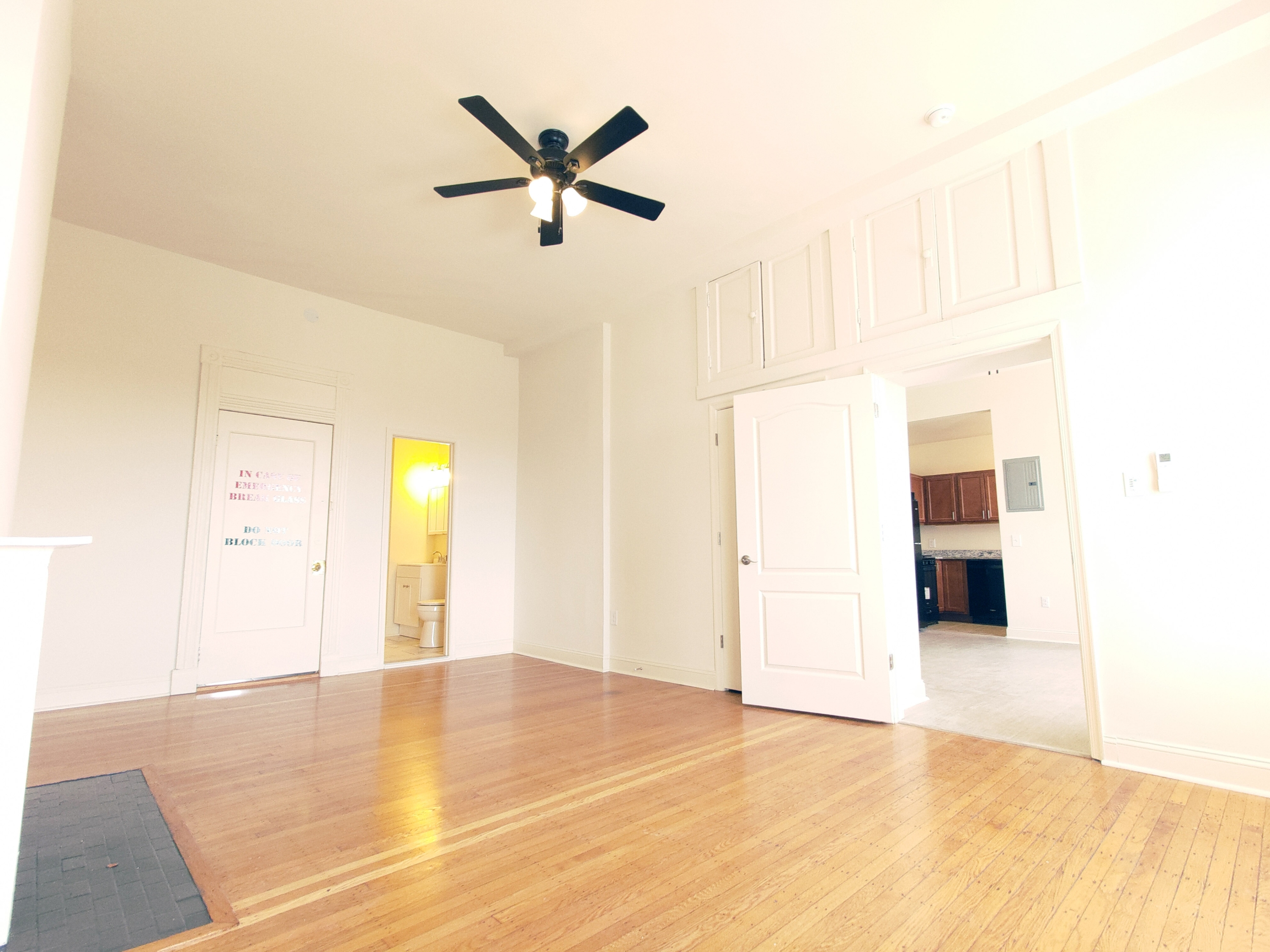 Baltimore Condo: 1812 Eutaw Pl #410