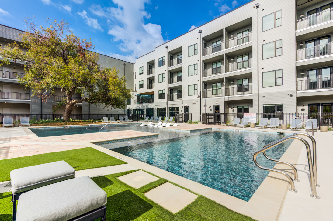 Austin Condo: 13622 Lyndhurst St