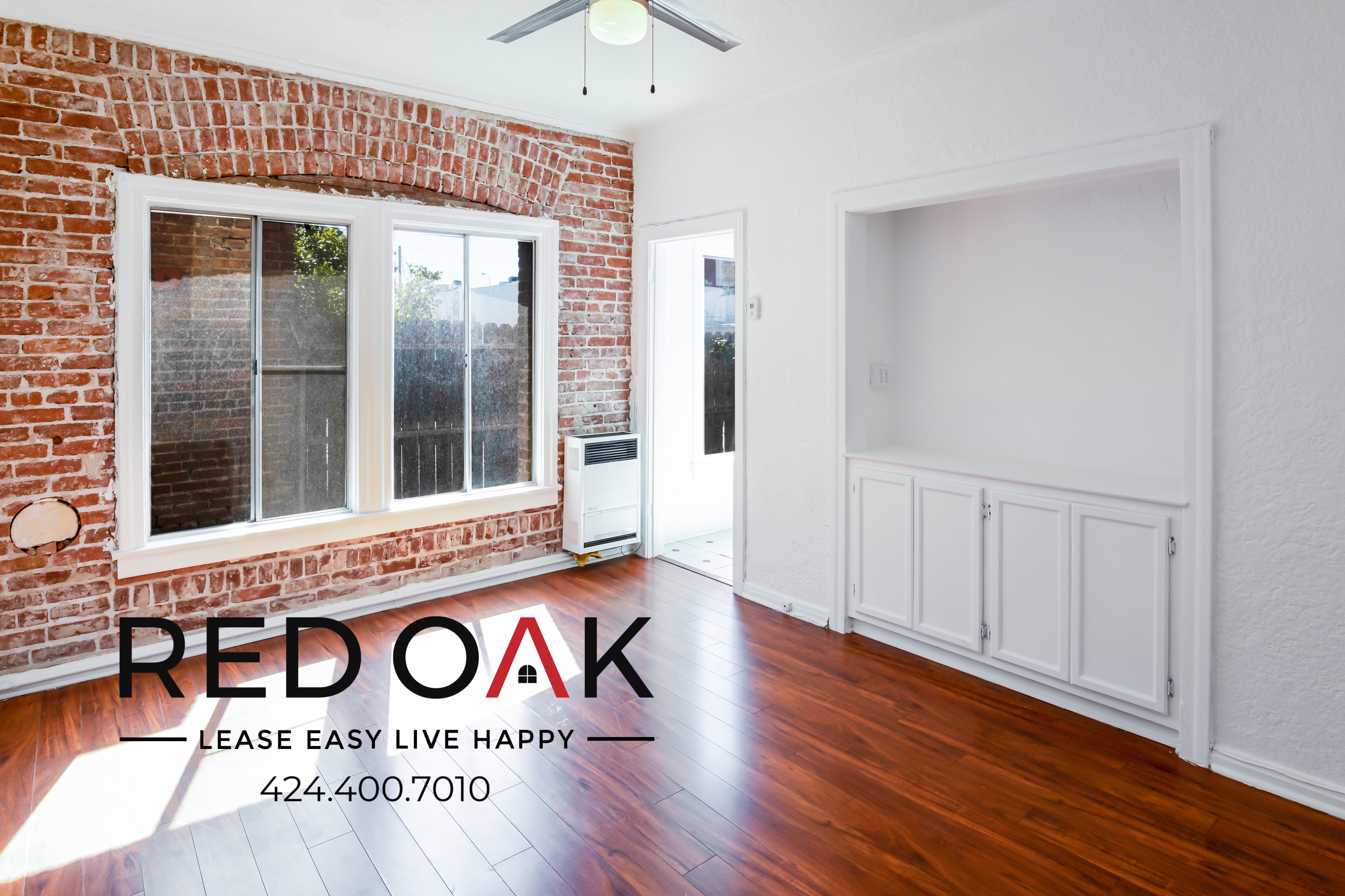 Los Angeles Apartment: 1243 S Mariposa Ave