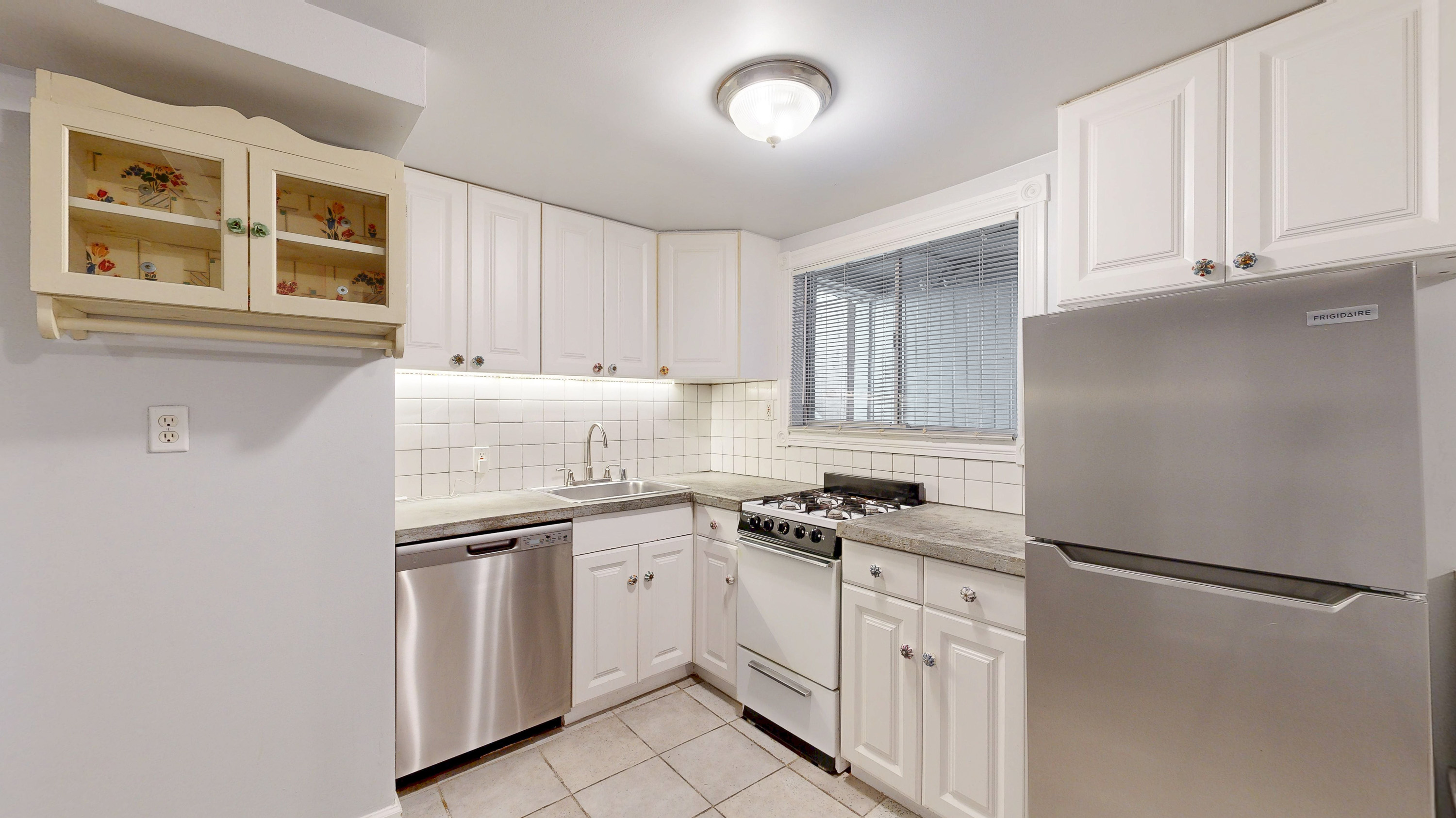 San Francisco Condo: 1135 De Haro St