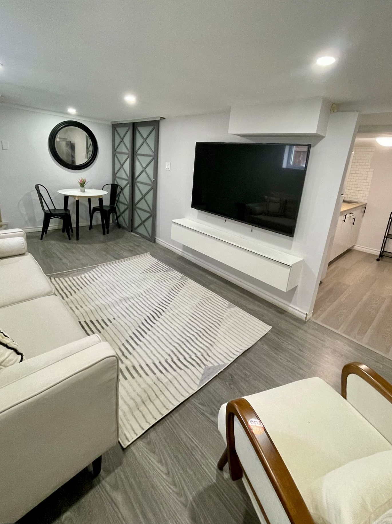 Windsor House: 1297 Aubin Road LowerLower