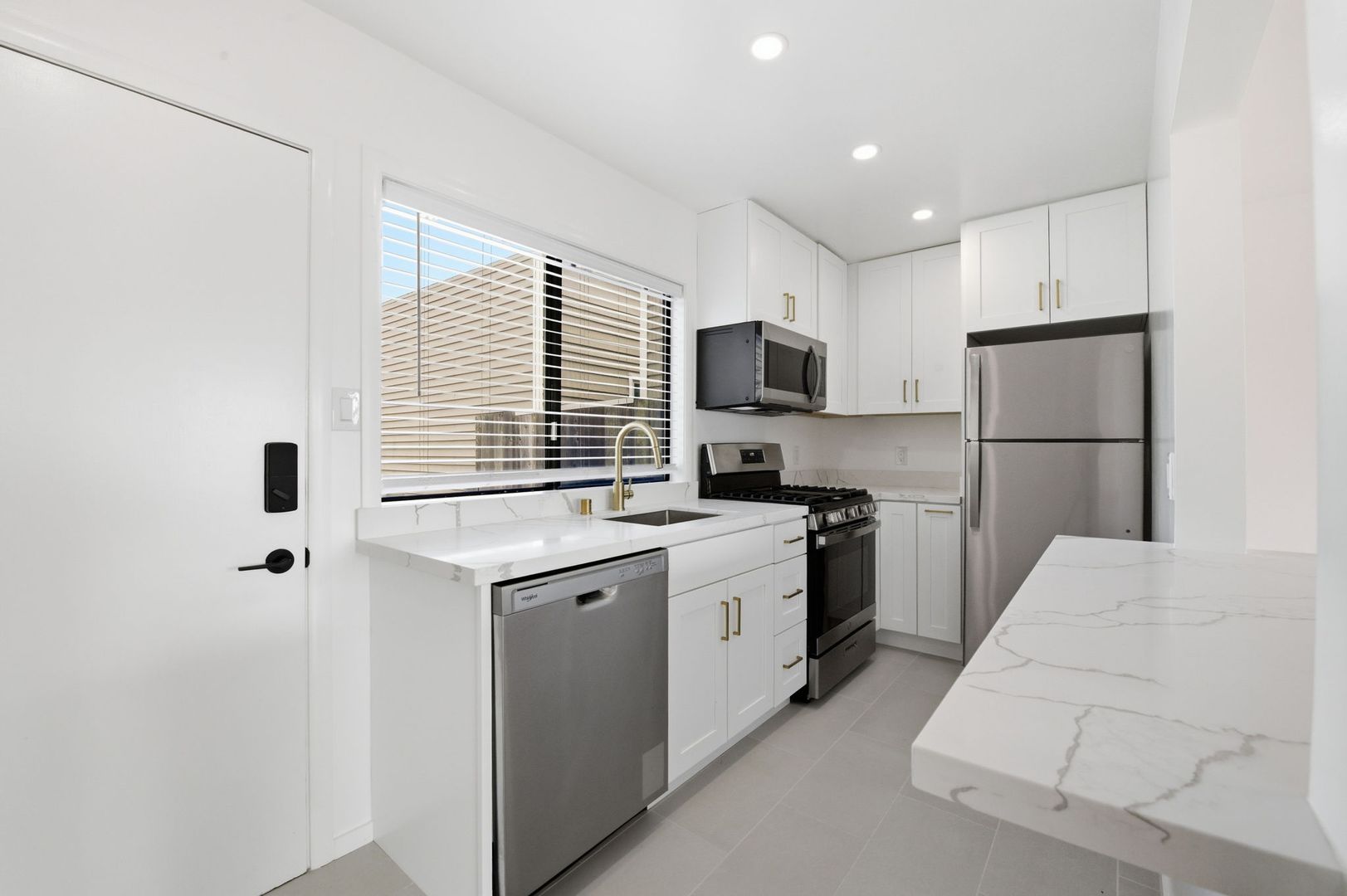 San Francisco Condo: 3244A Balboa Street