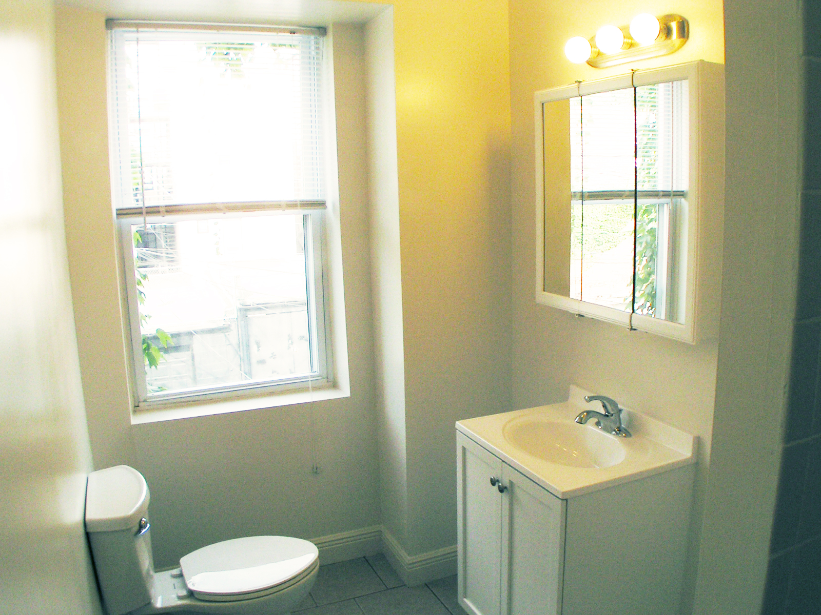 Baltimore Condo: 1403 Madison Ave. #2R