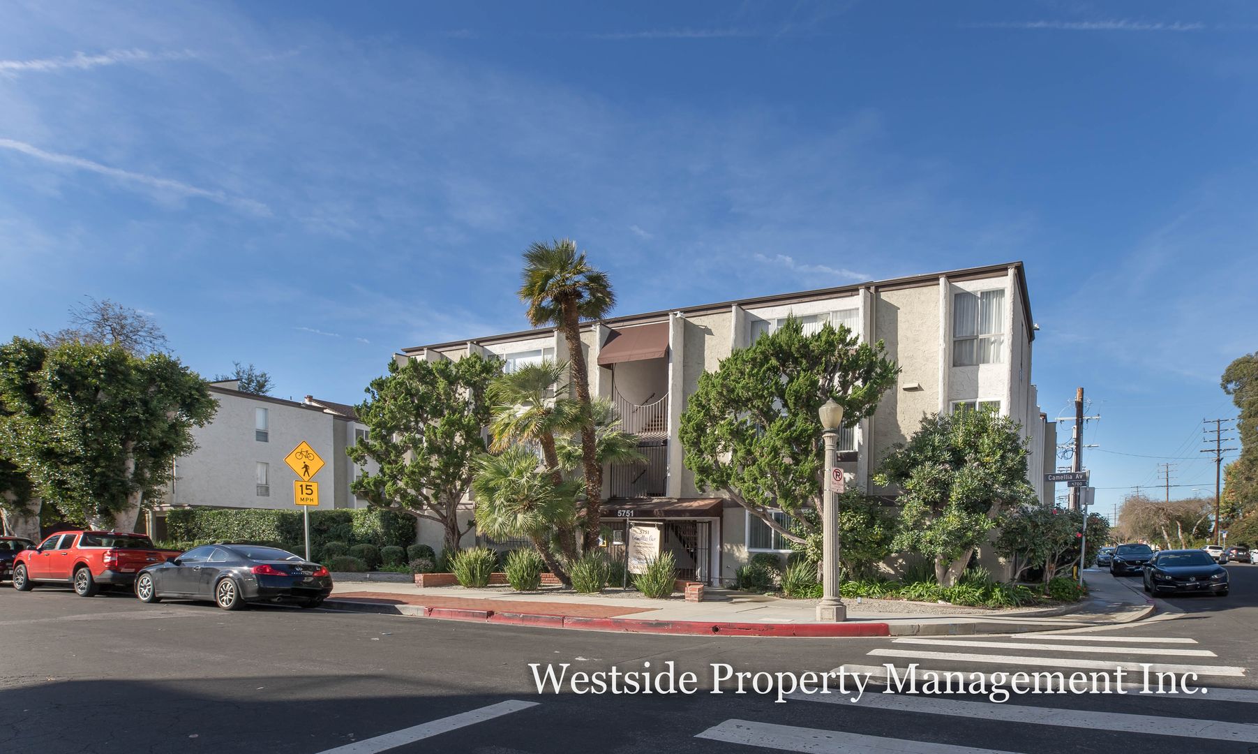 North Hollywood Apartment: 5751 Camellia Ave