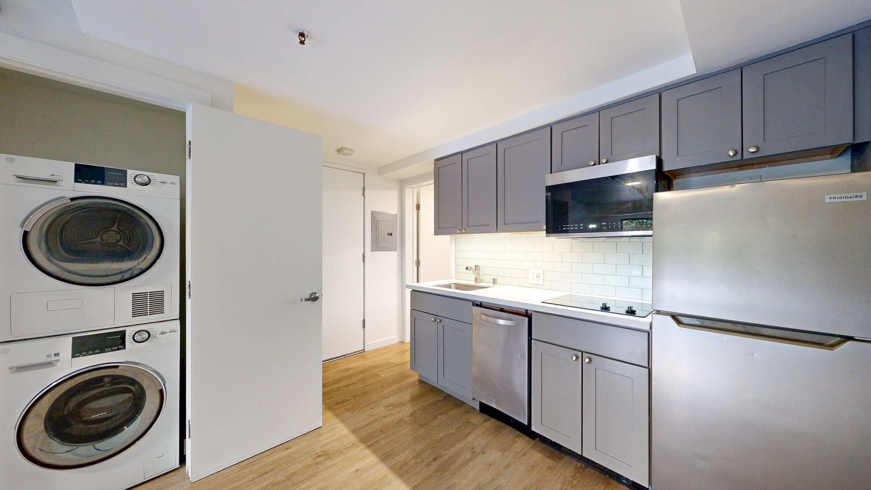 San Francisco Condo: 1532 Howard St