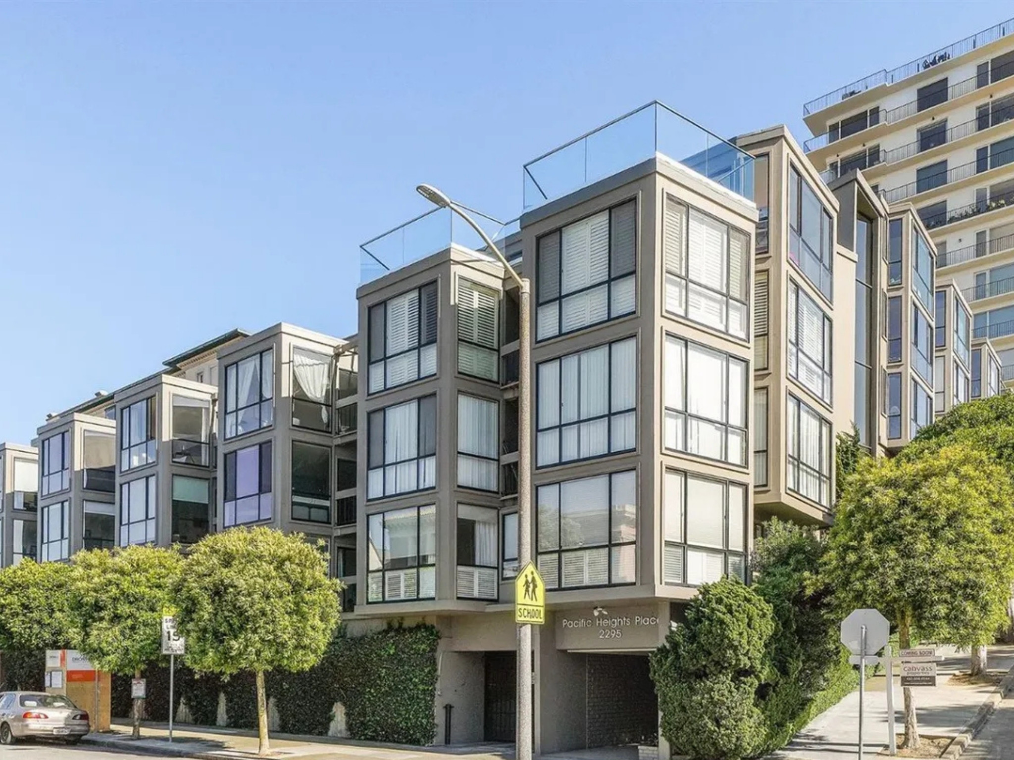 San Francisco Condo: 2295 Vallejo St