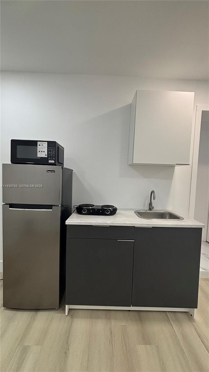 Pembroke Pines Condo: 1201 Northwest 79th Way