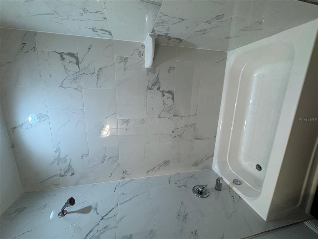 Englewood Condo: 11226 Kimberly Avenue