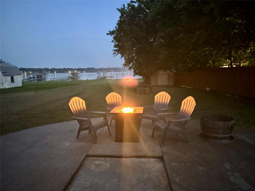 Gun Barrel City Condo: 240 Overlook Trail