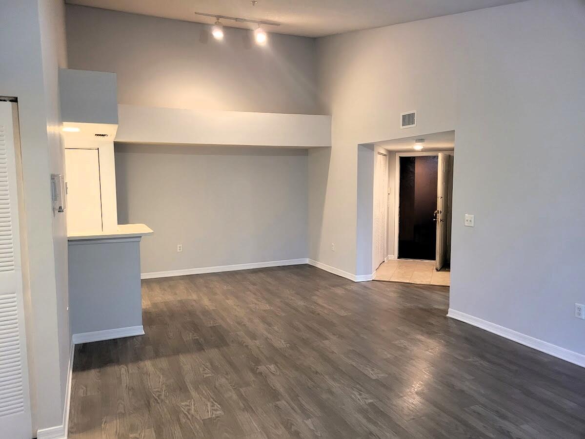 West Palm Beach Condo: 4197 Haverhill Road