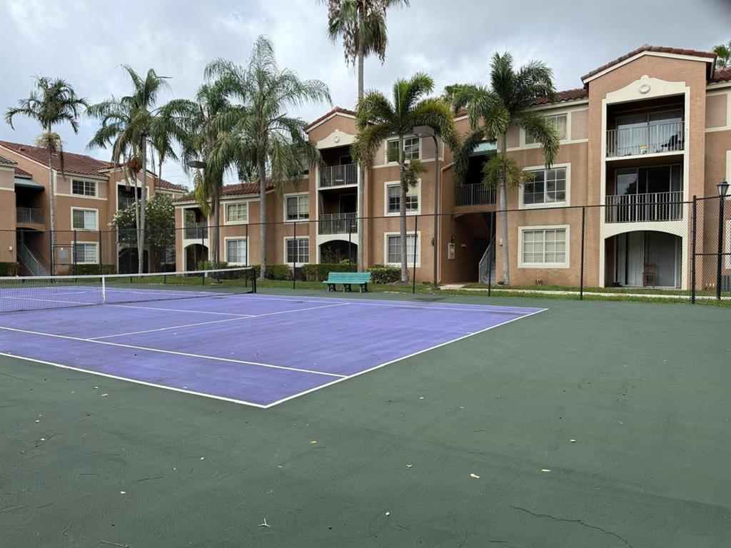 Coconut Creek Condo: 4852 Highway 7