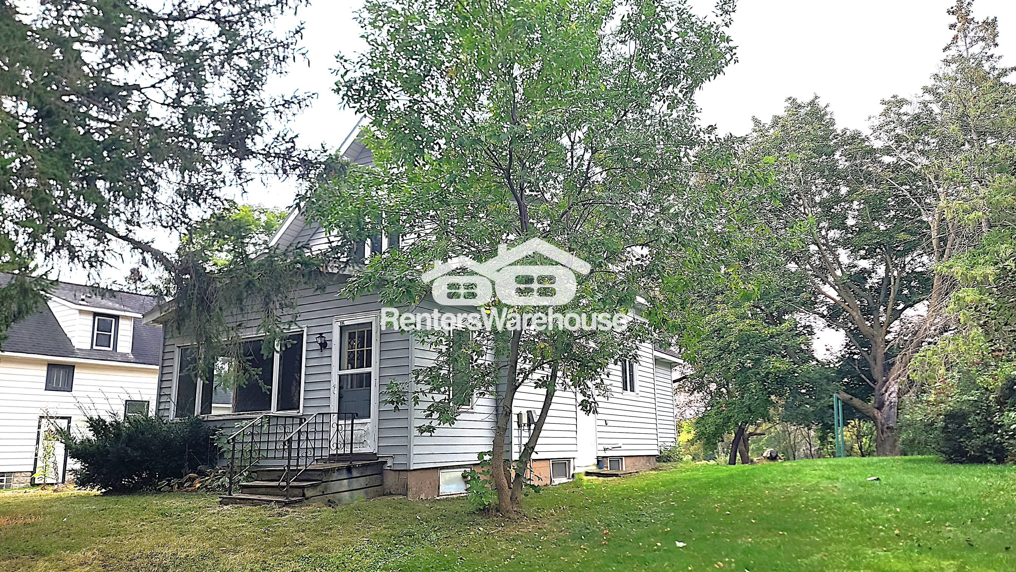 Woodville House: 115 Mathison Street