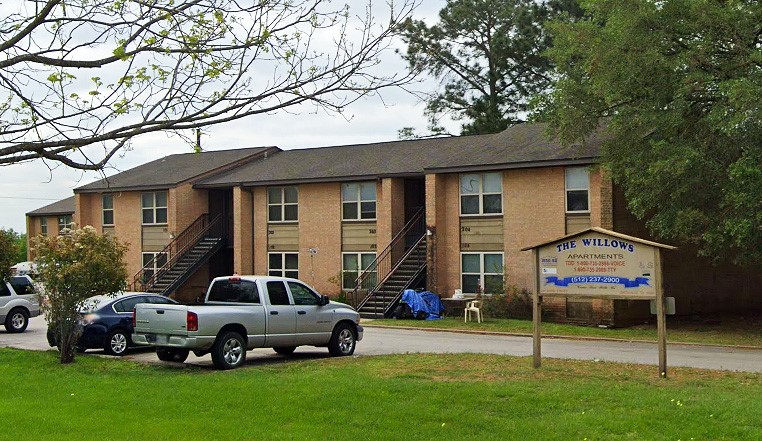 Smithville Condo: 324 Webb Street