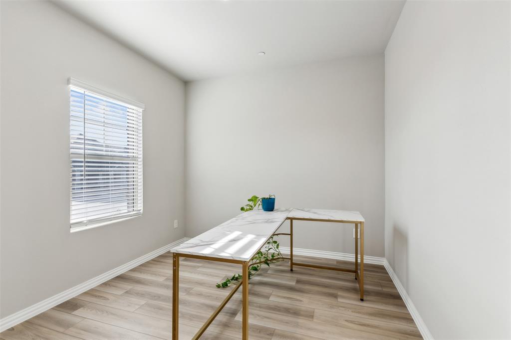 Wylie Condo: 208 Olympus Street