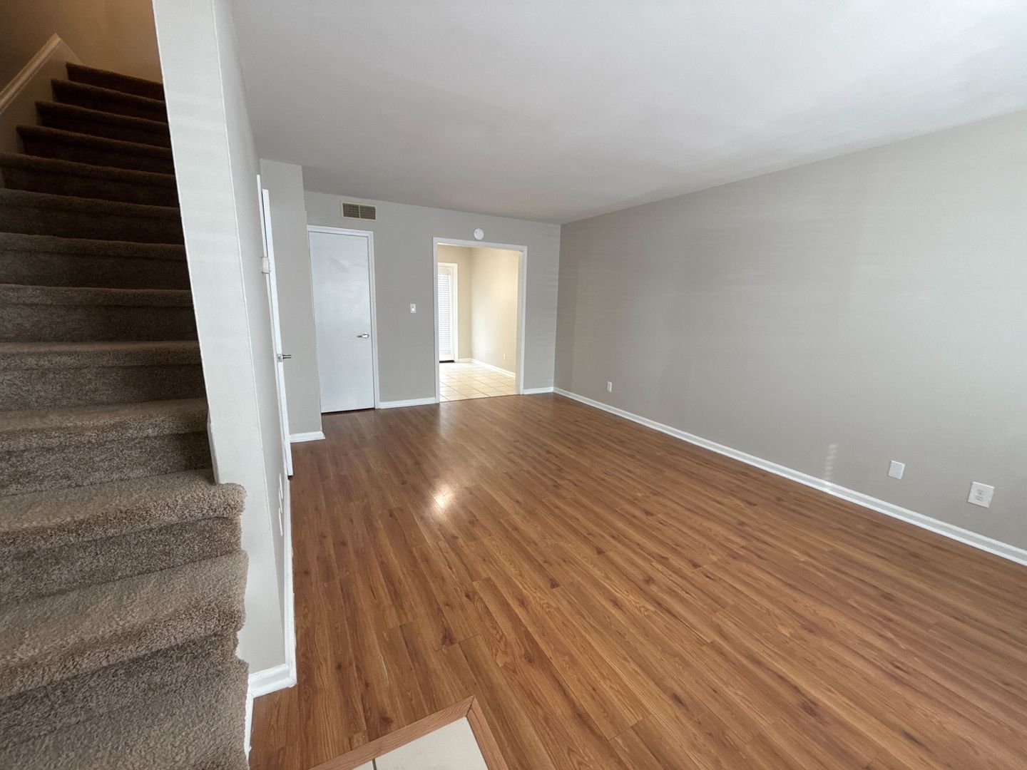 Clemmons Condo: 121 Western Villa Drive