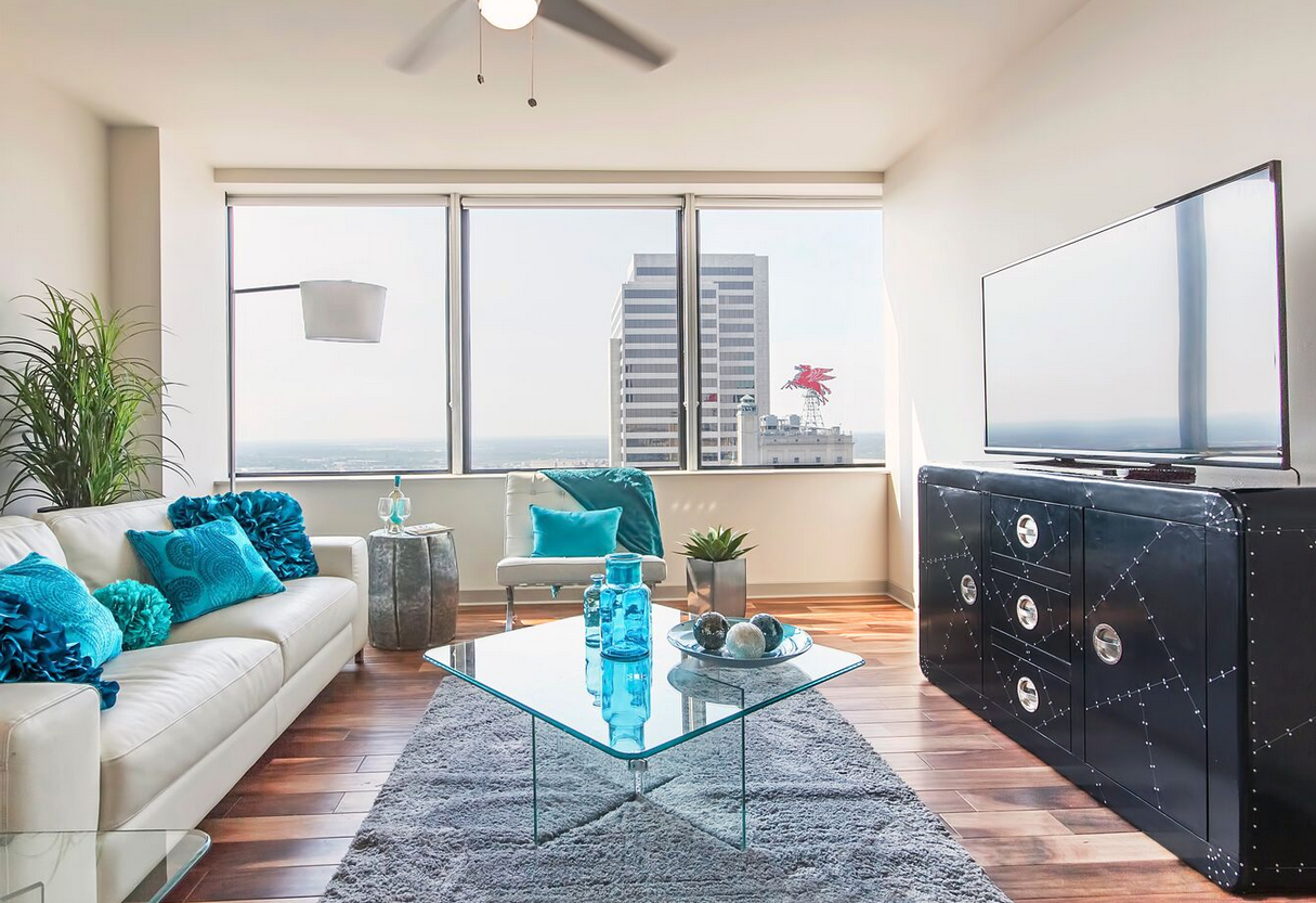 Dallas Condo: 1525 Elm St