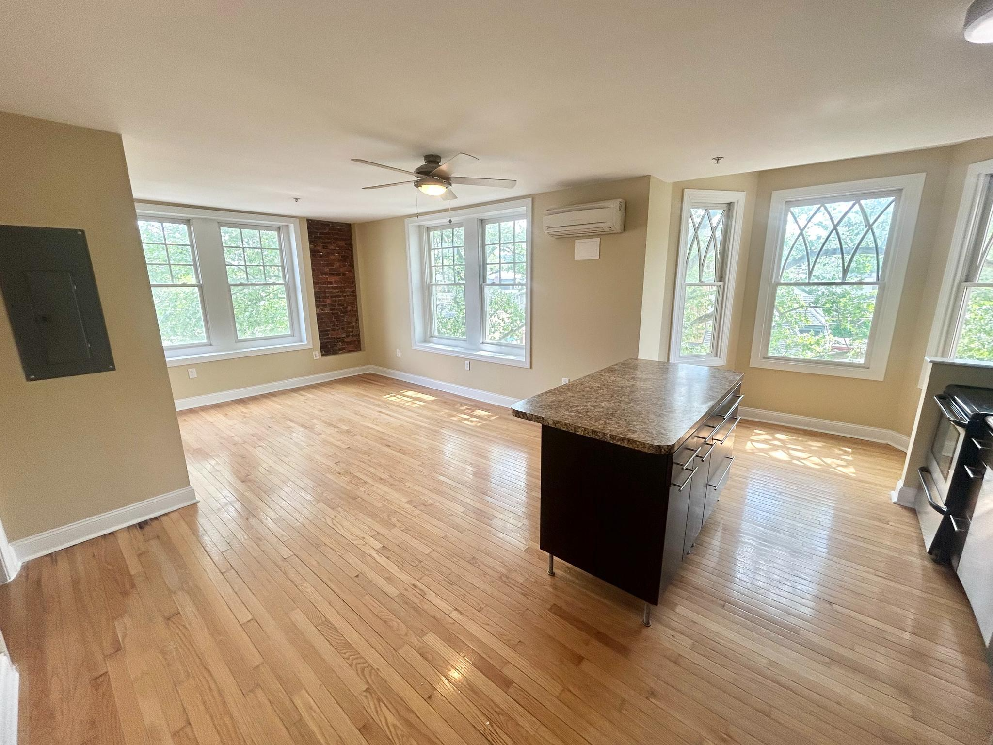 Philadelphia Condo: 319 W Chelten Ave