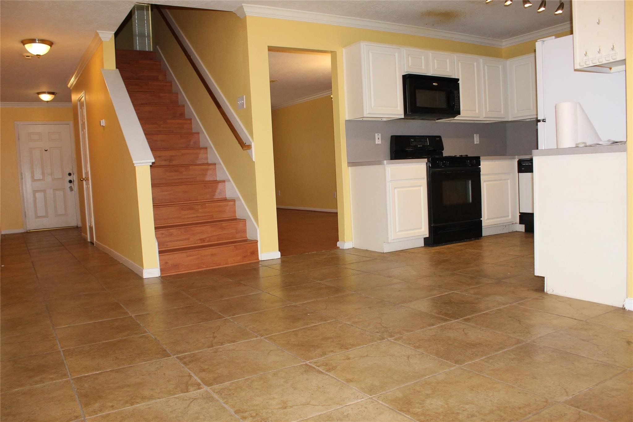 Houston Condo: 14611 Crosshaven Drive