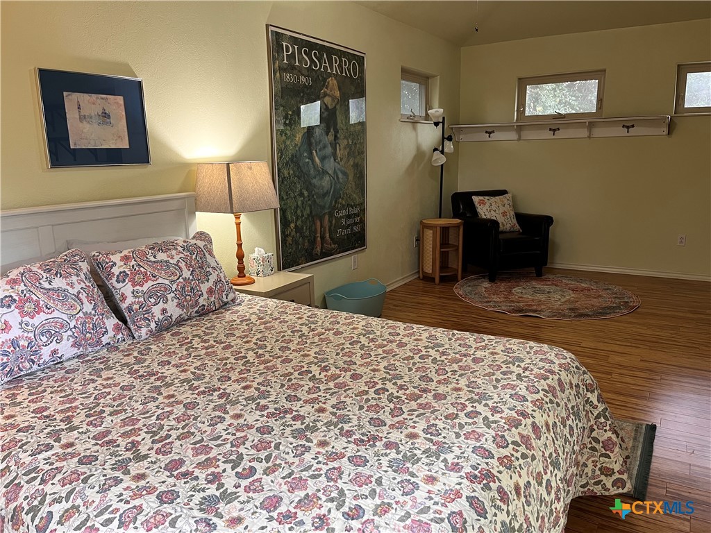 Martindale Condo: 121 Butler Lane