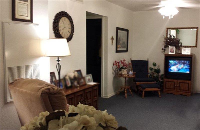 Brownfield Condo: 601 East Felt Street