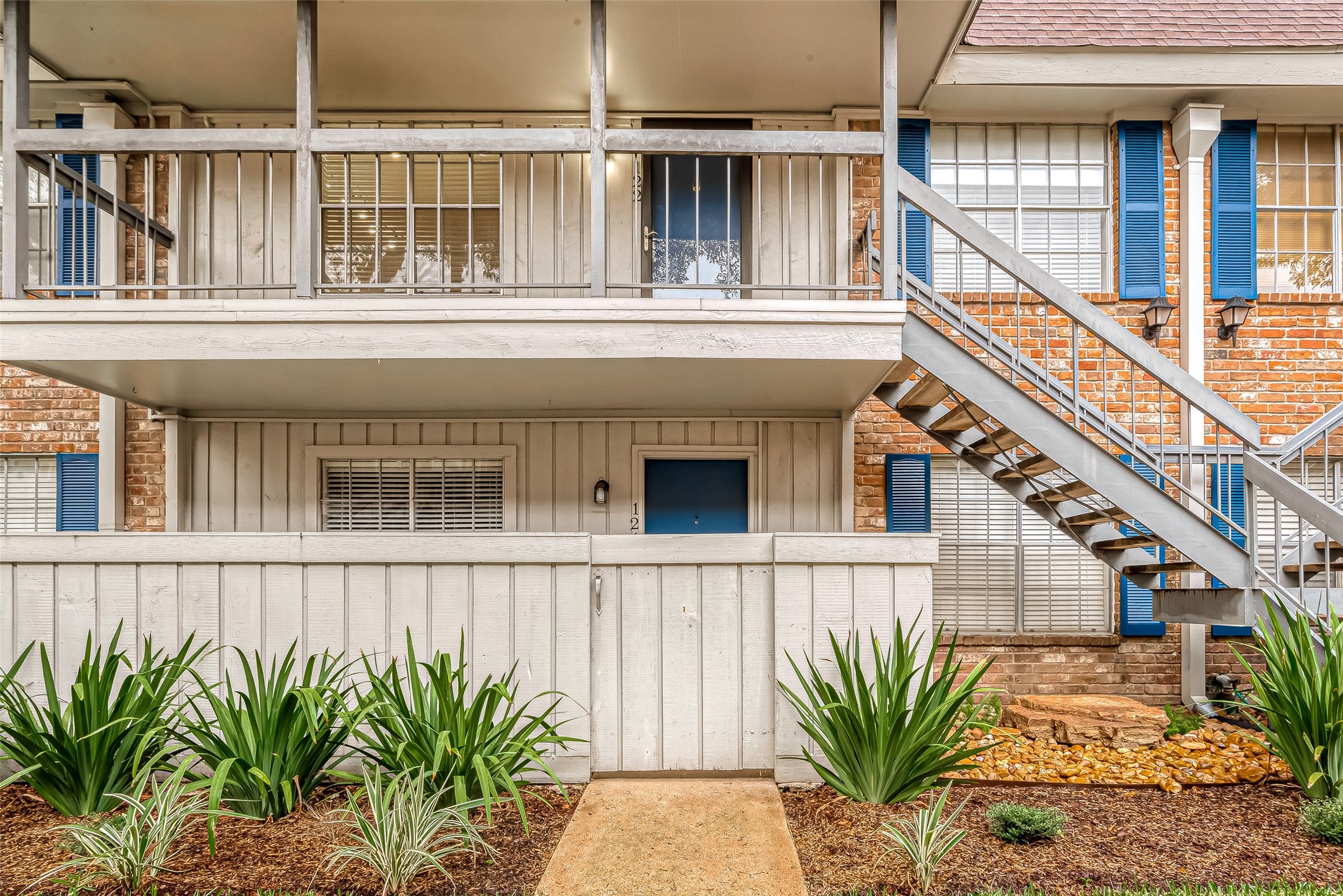 Houston Condo: 2350 Bering Drive