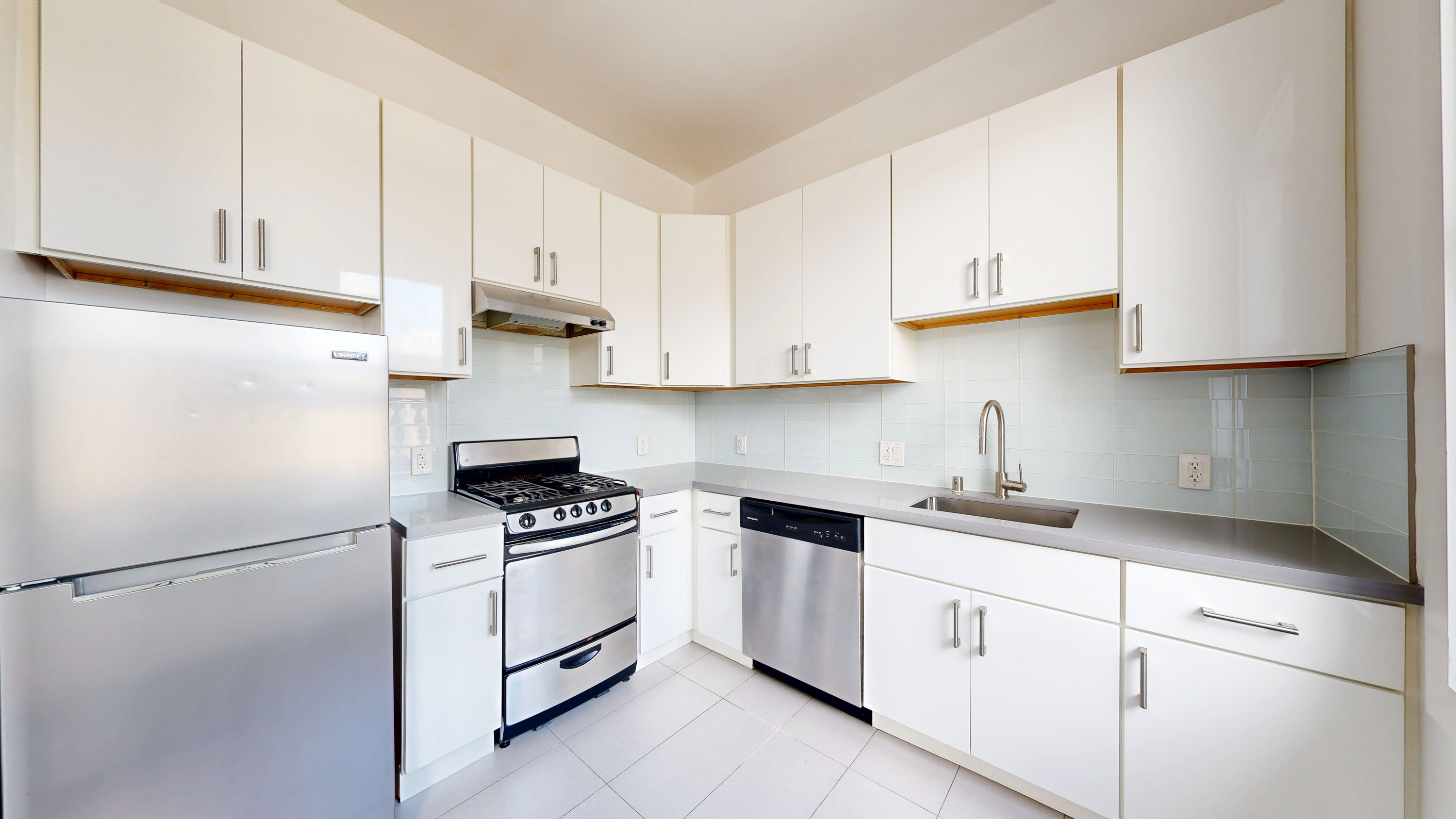 San Francisco Condo: 555 Eddy St