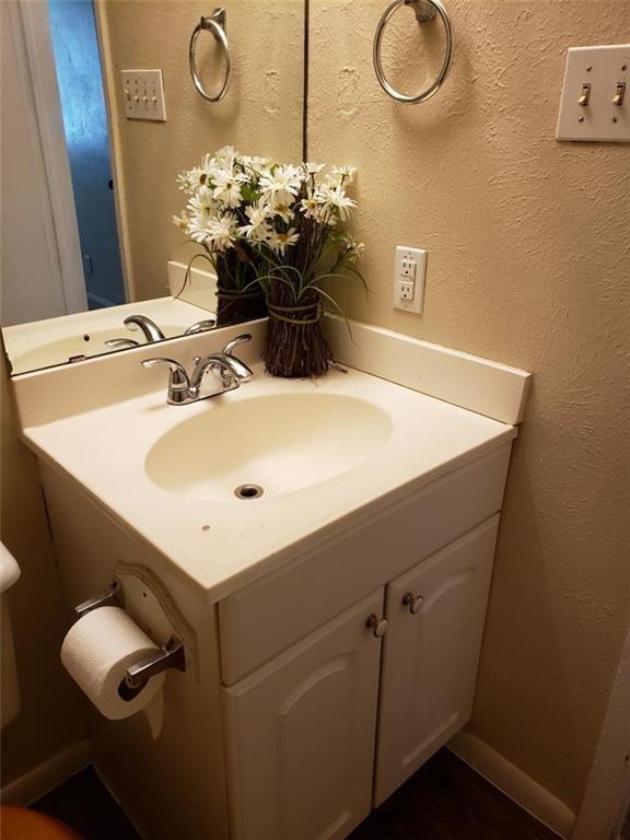 Austin Condo: 10604 Lanshire Drive