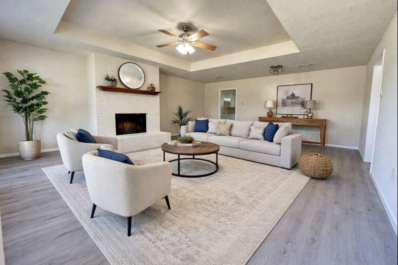 Allen Condo: 528 Post Oak Lane