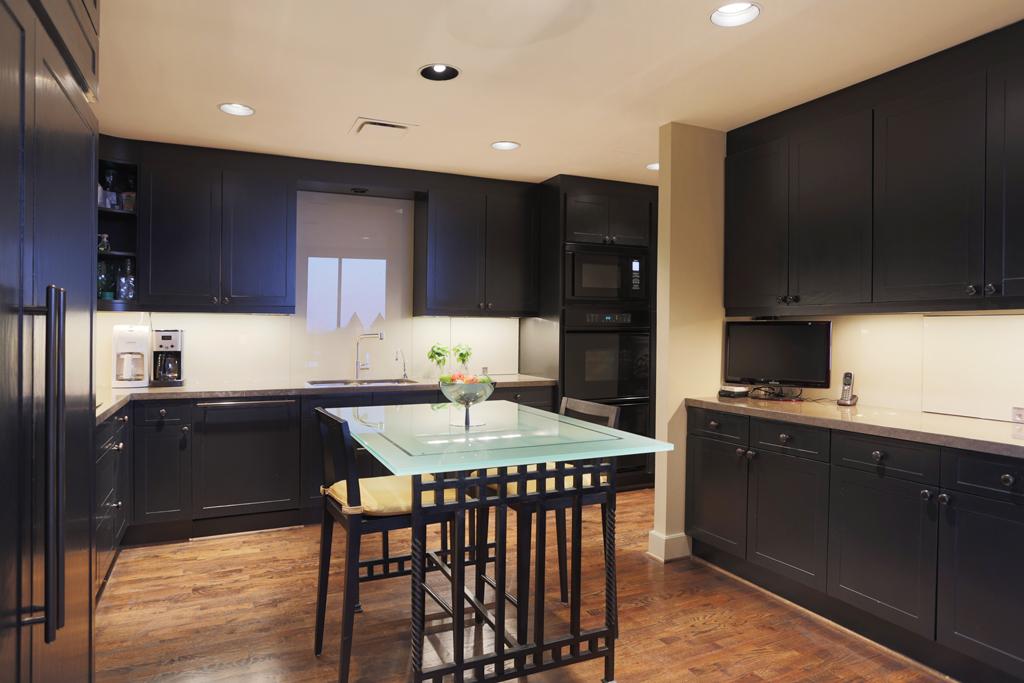 Houston Condo: 1111 Hermann Dr