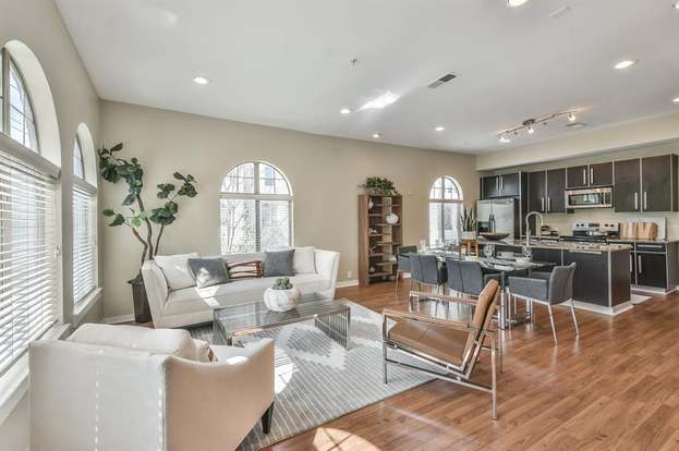 Houston Condo: 806 Jackson Hill St