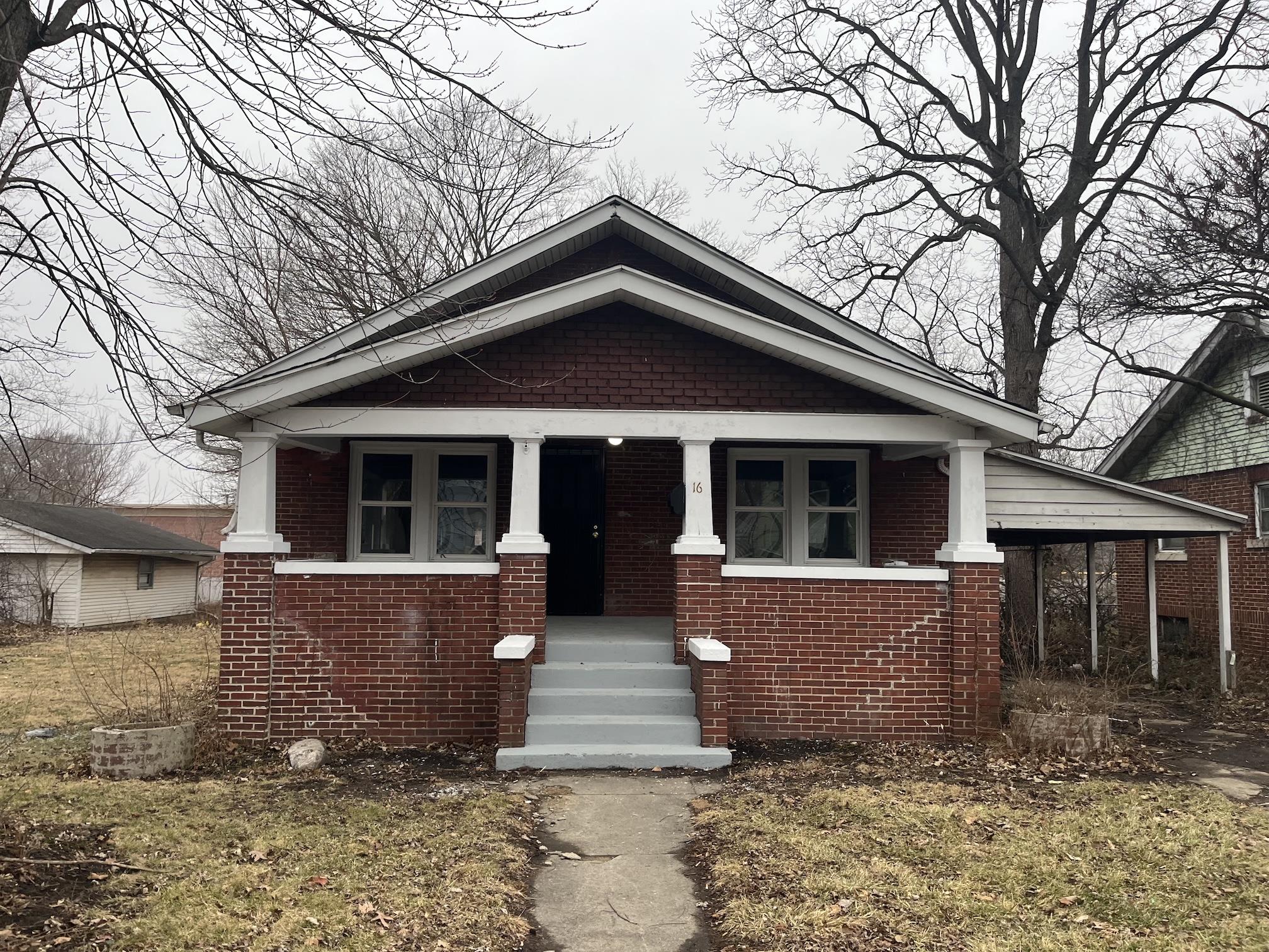 Danville House: 16 Schultz