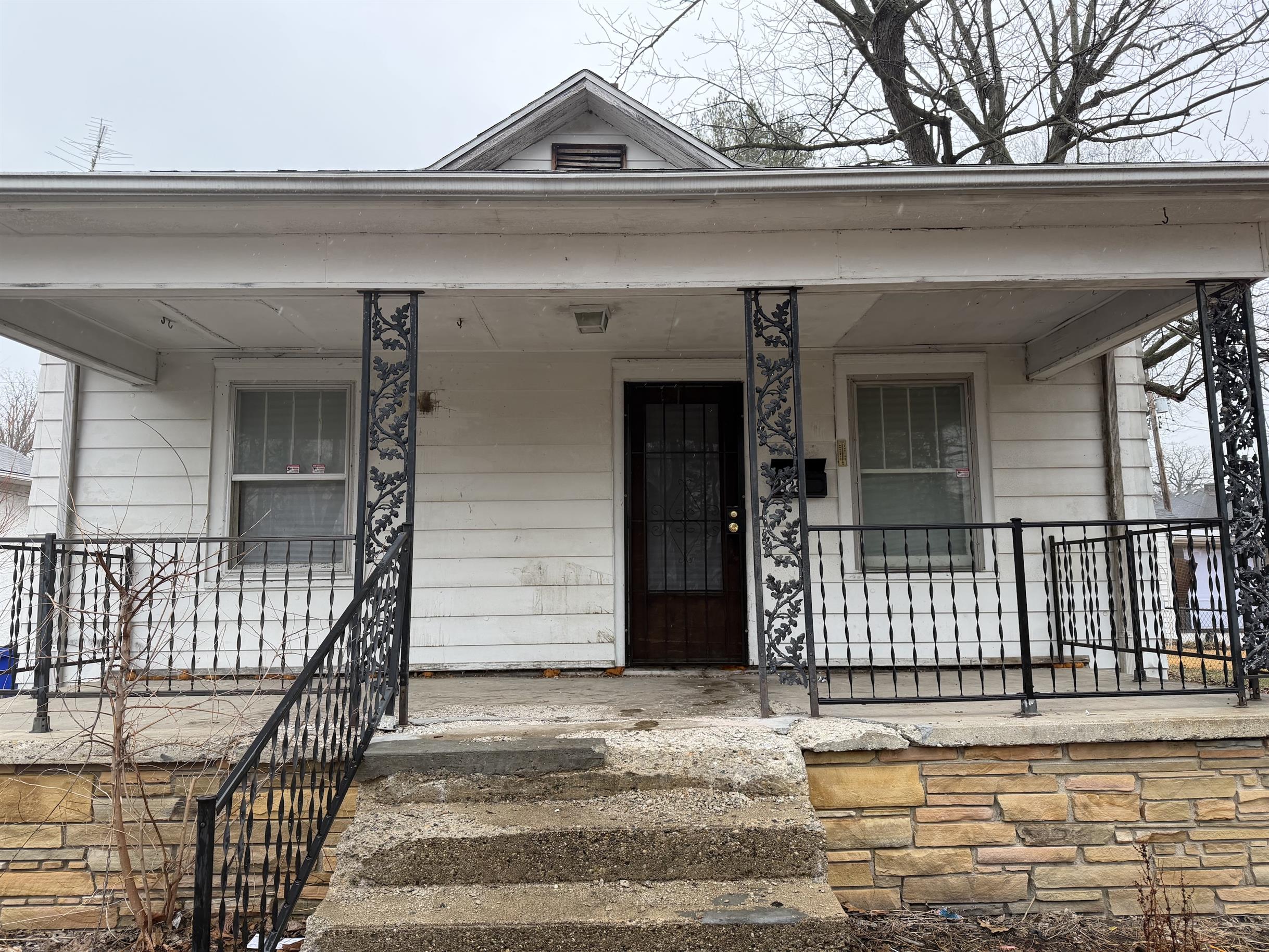 Danville House: 129 Griffin