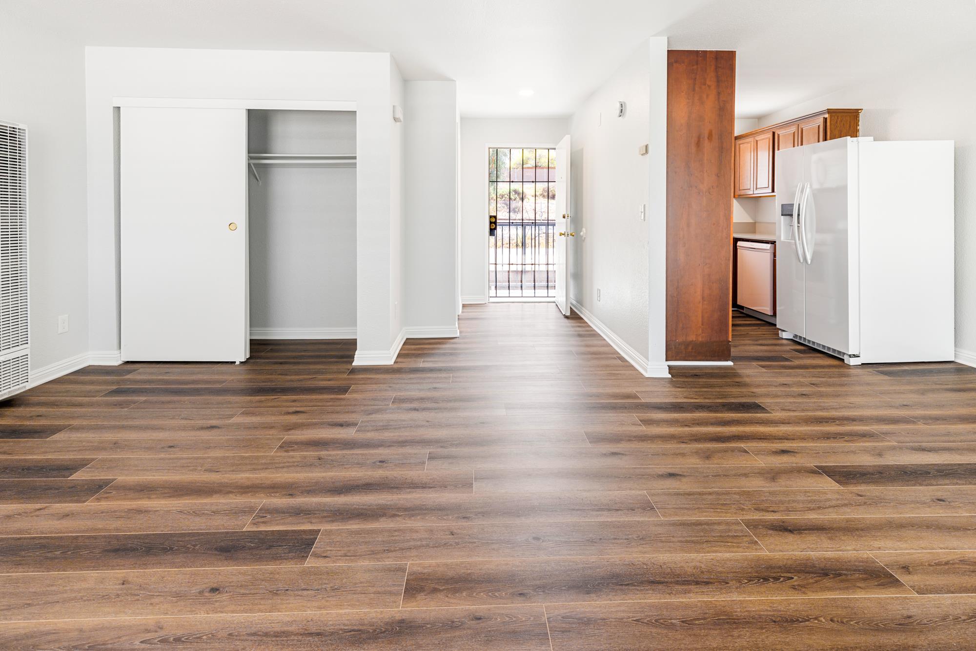 Vista Apartment: 991 Postal Way