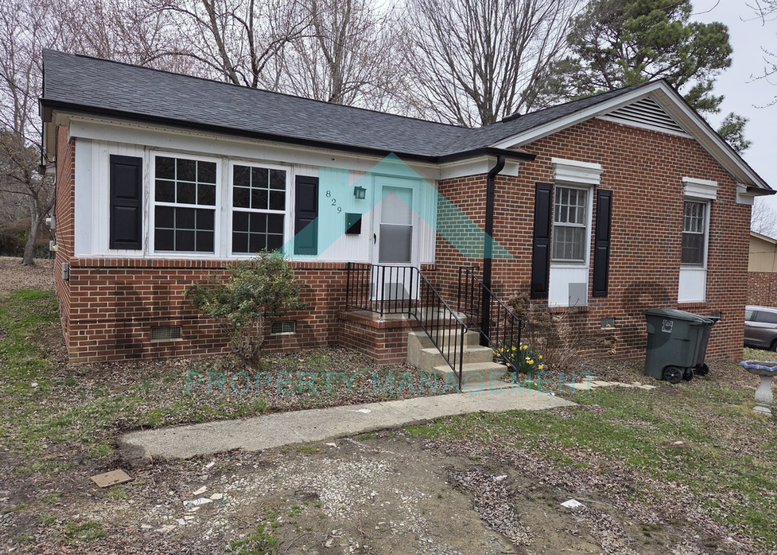 Greensboro House: 829 Holt Ave