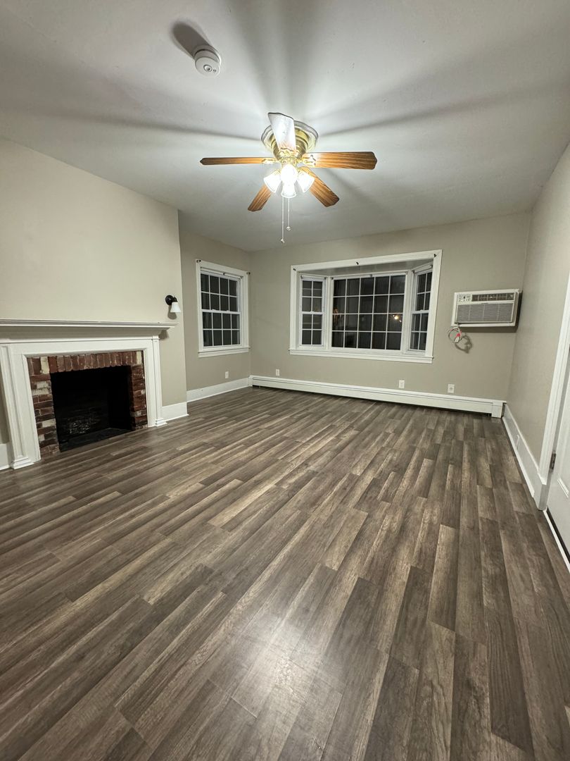 Lowell Condo: 388 E Merrimack St