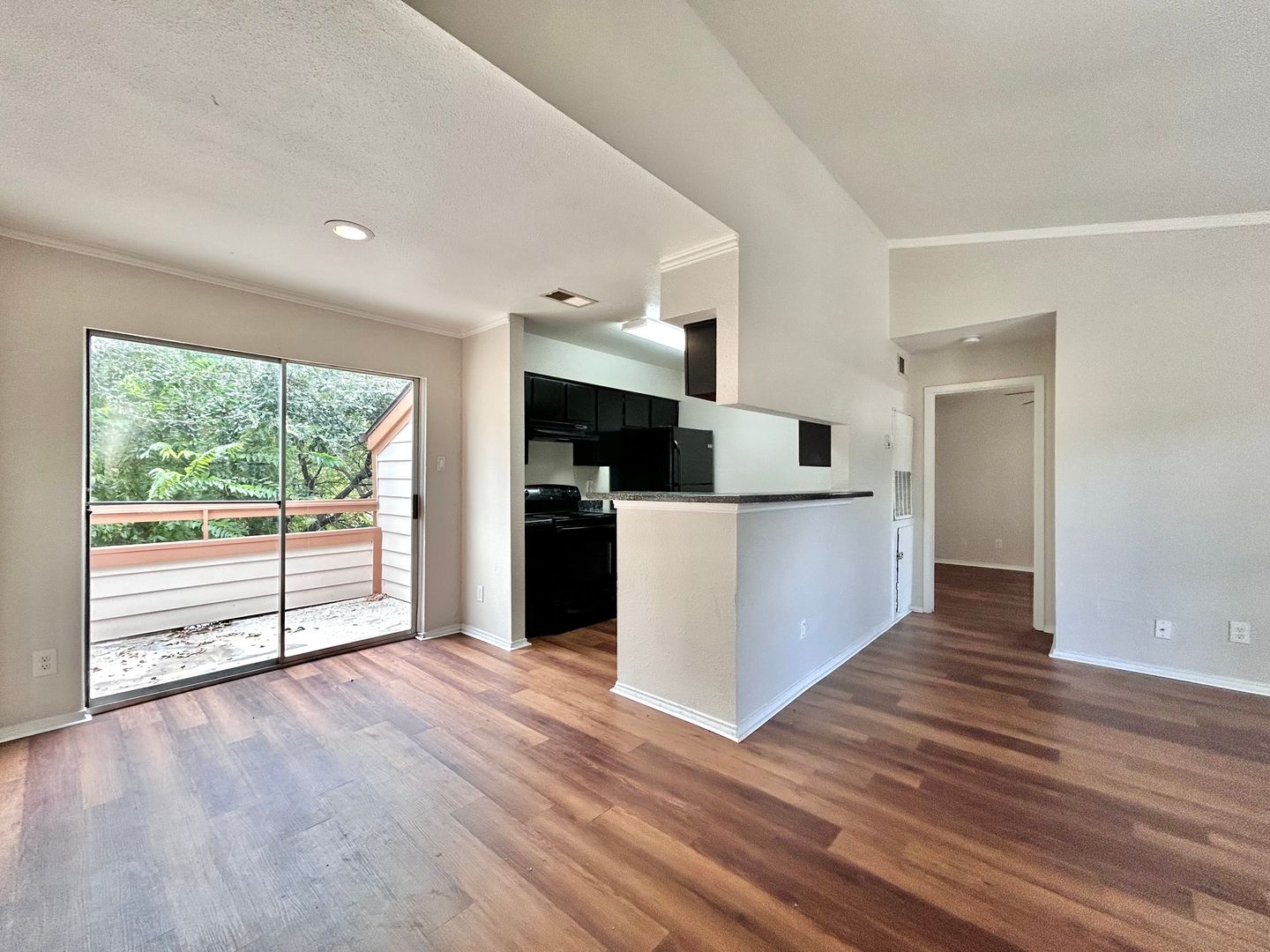 Austin Condo: 7111 E. Hwy 290