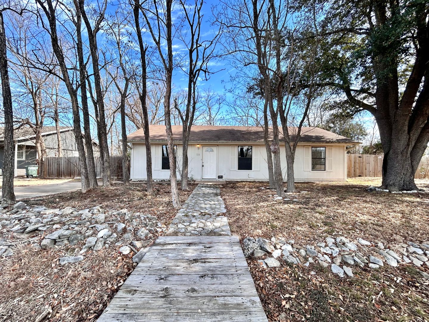 Leander House: 510 Powell Drive