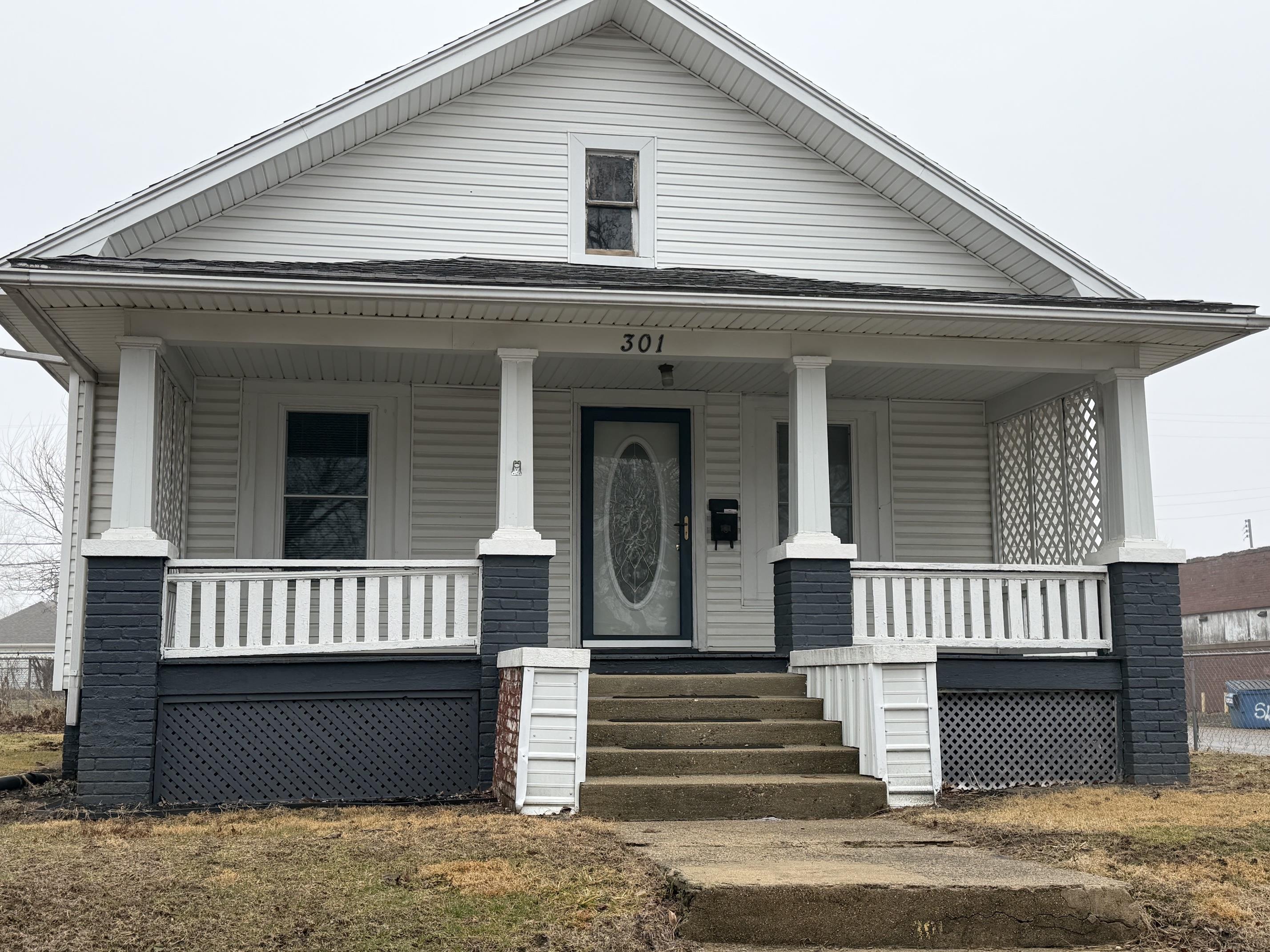 Danville House: 301 Porter