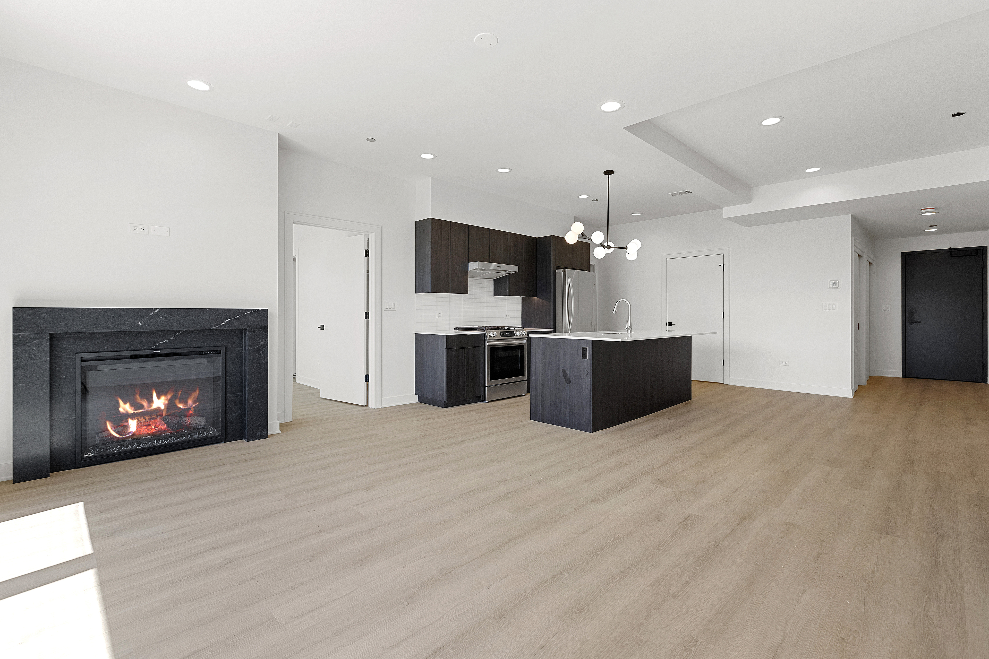 Chicago Condo: 1801 West Grand Avenue