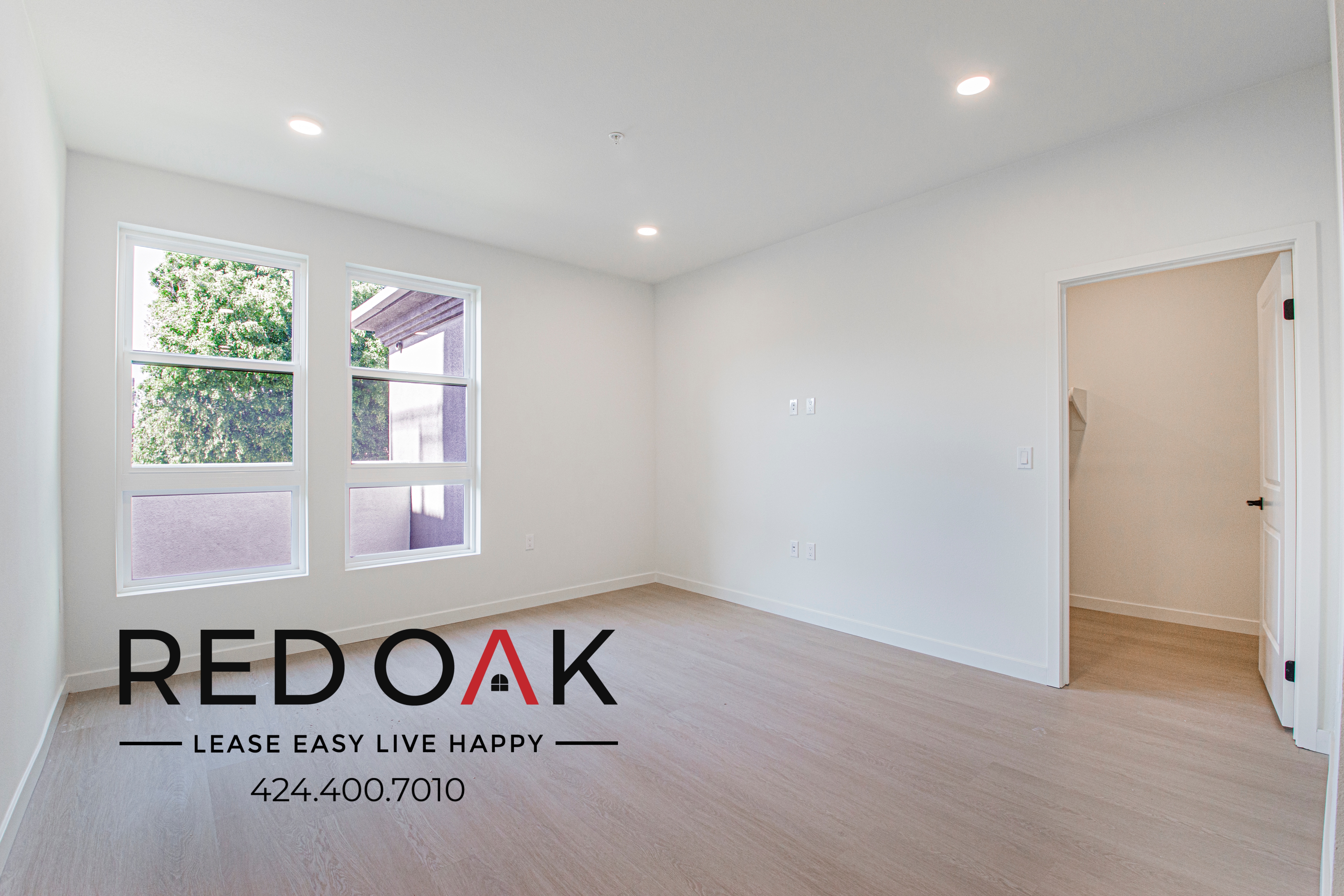 Los Angeles Condo: 856 S. Gramercy Dr