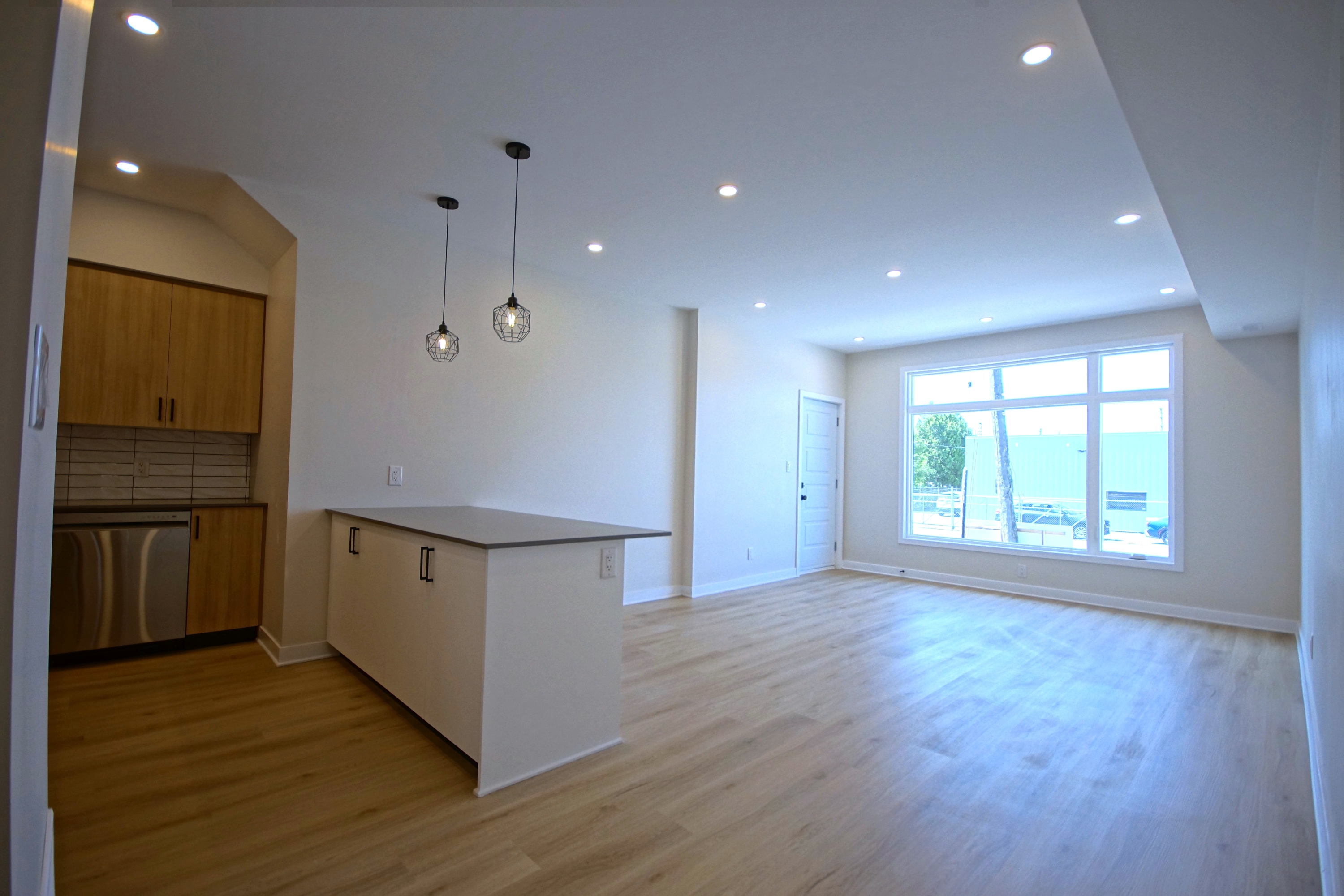 Ottawa Condo: 1353 Gosset St