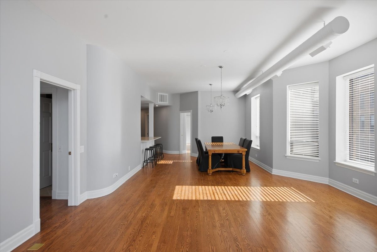 Chicago Condo: 501 North Wells