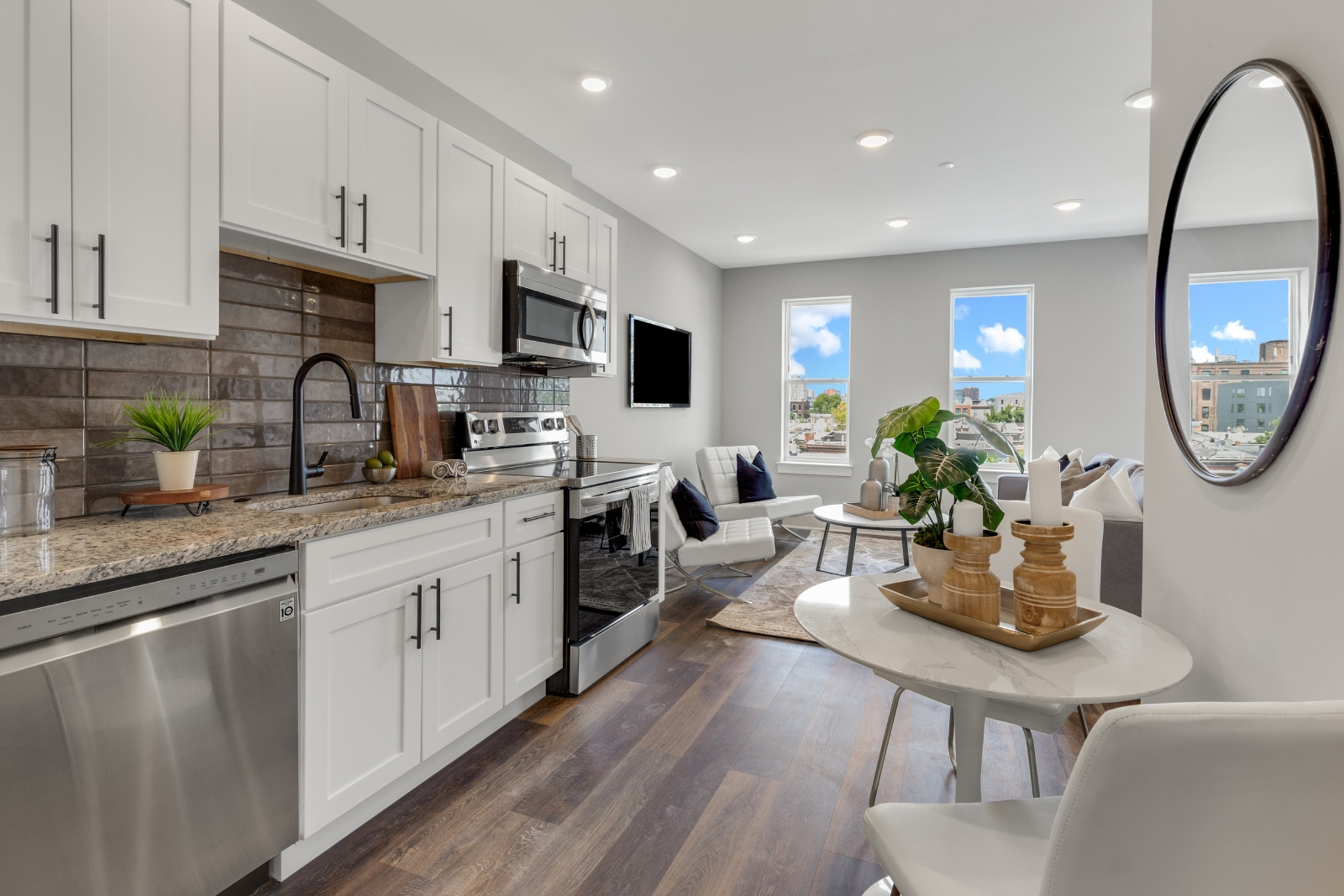 Philadelphia Apartment: 1924 N Front St