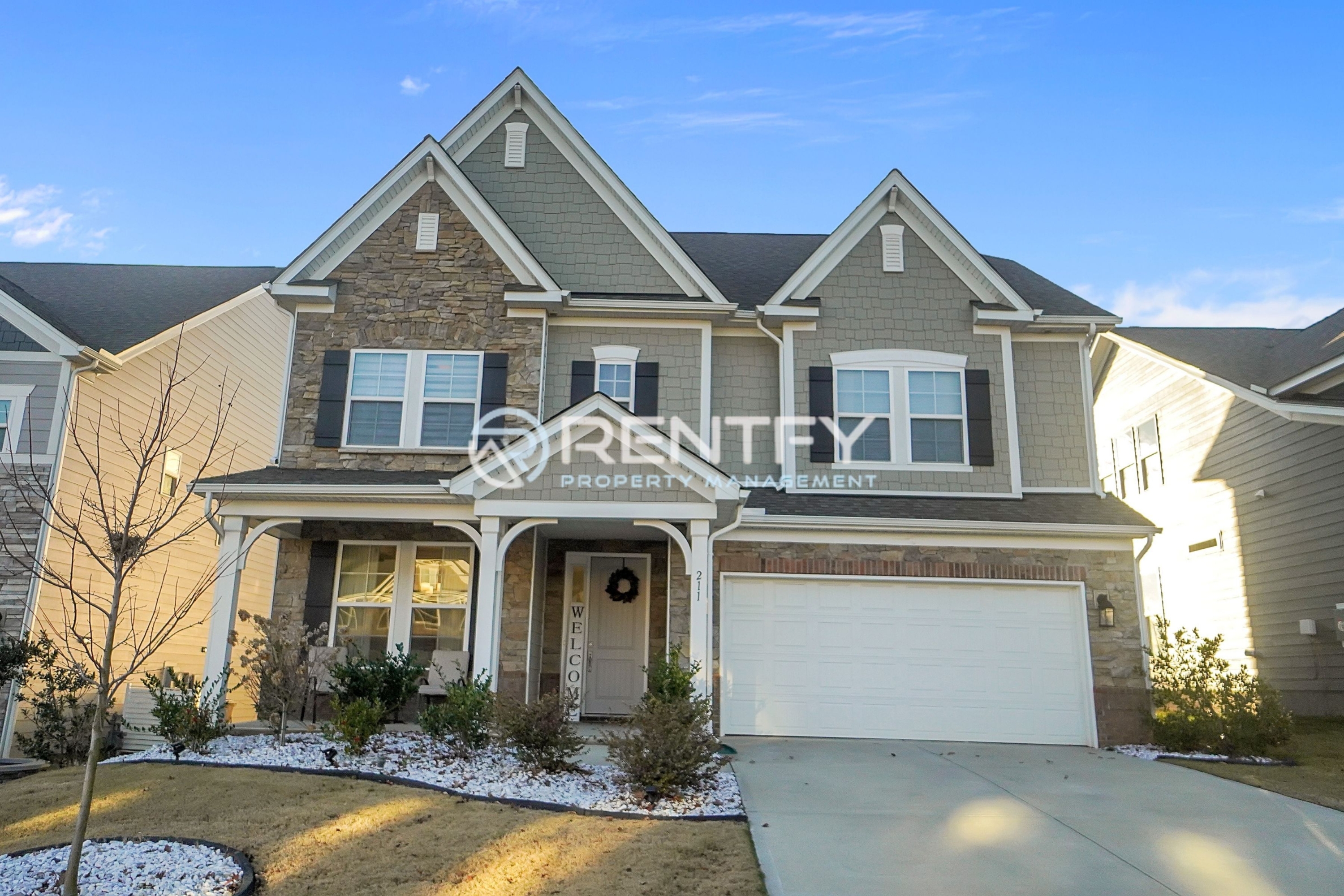 Mooresville House: 211 Tetcott St