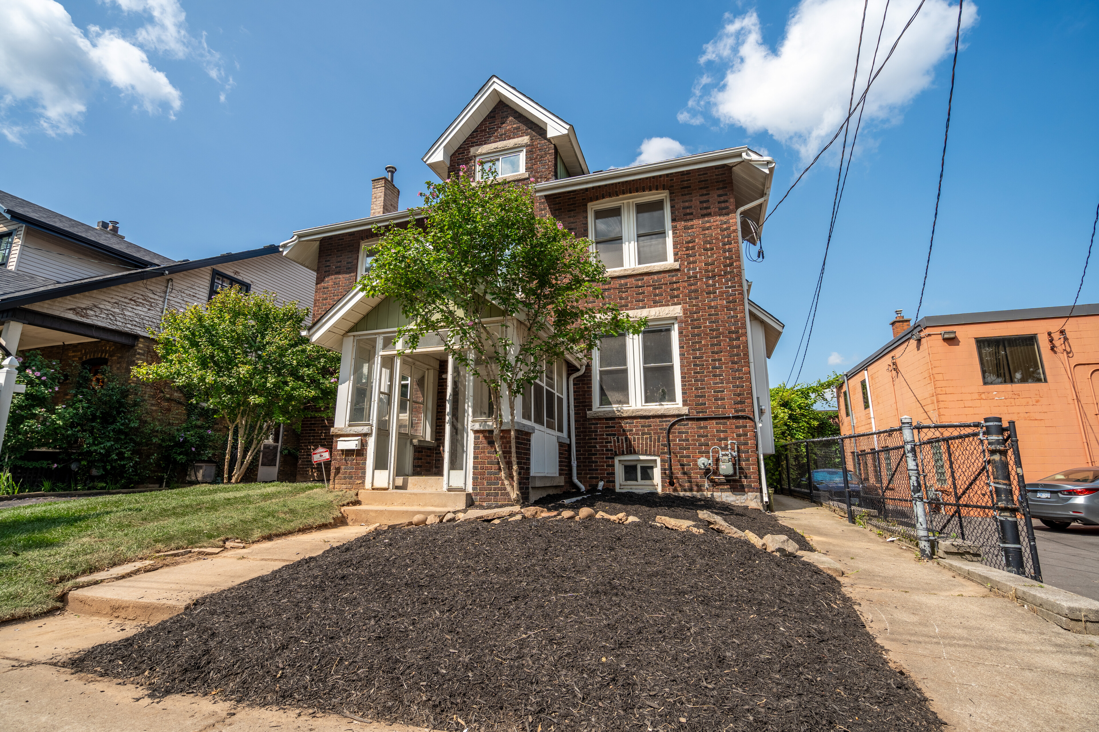 Hamilton Condo: 14 Burris Street