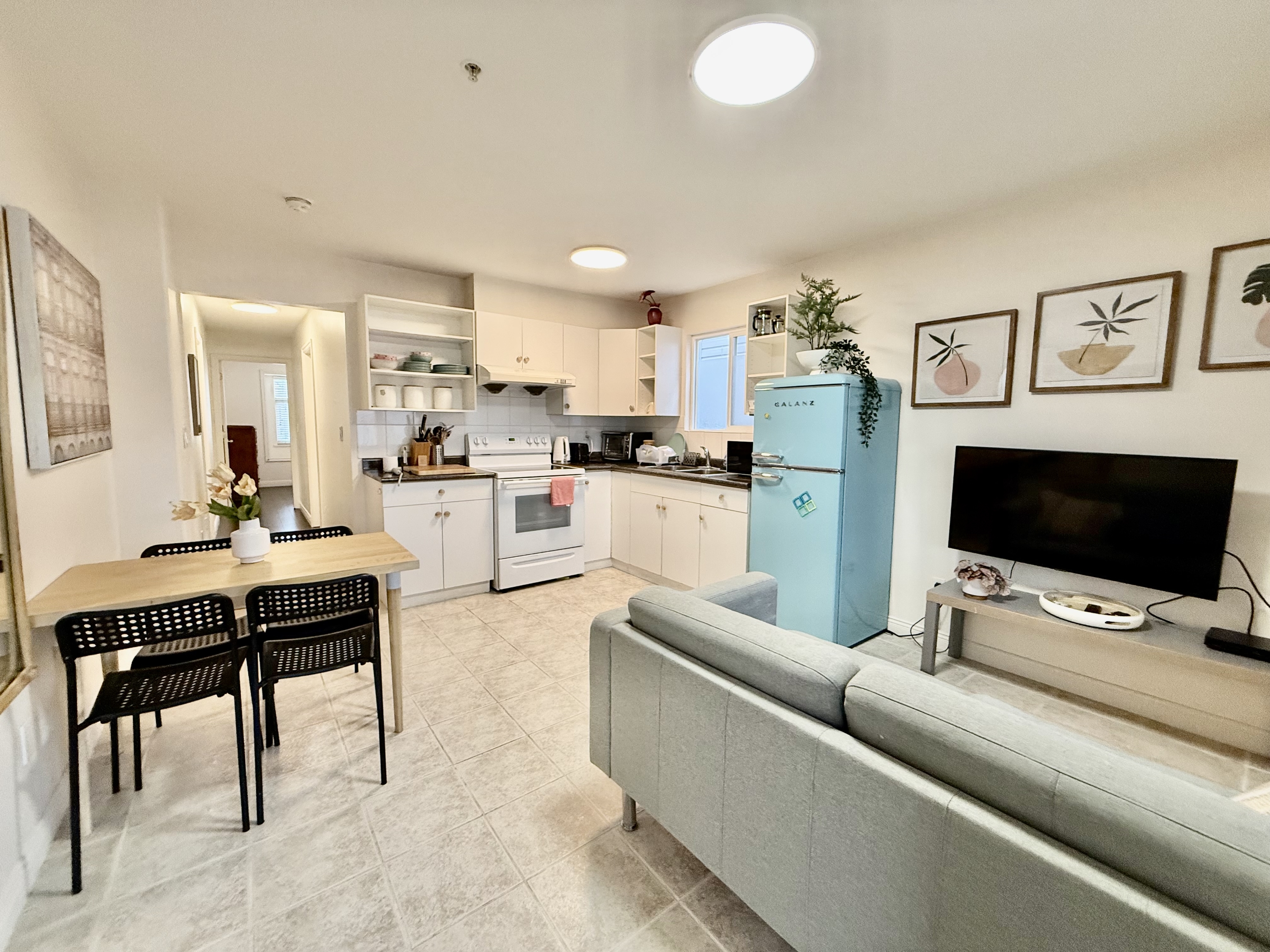 Vancouver House: 759 E 51st Ave