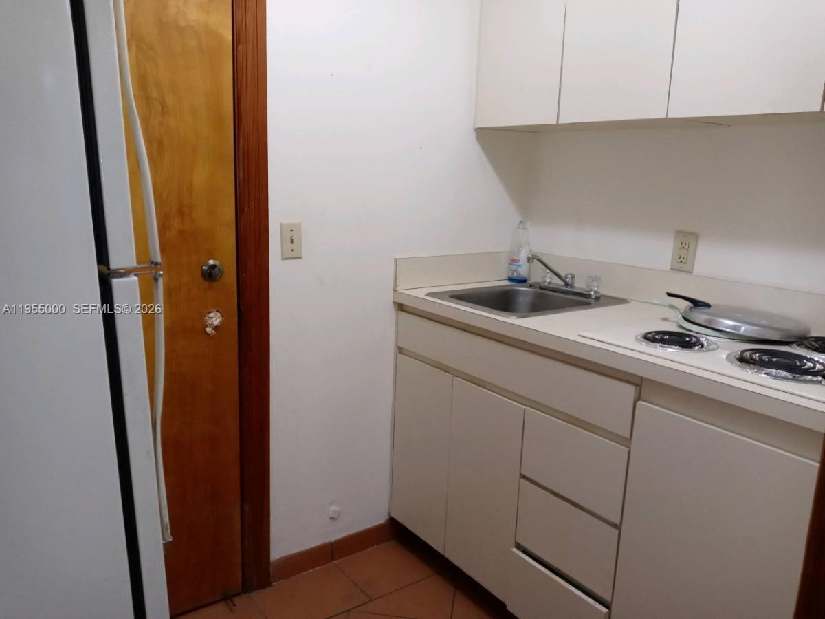 Miami Condo: 3127 Coral Way