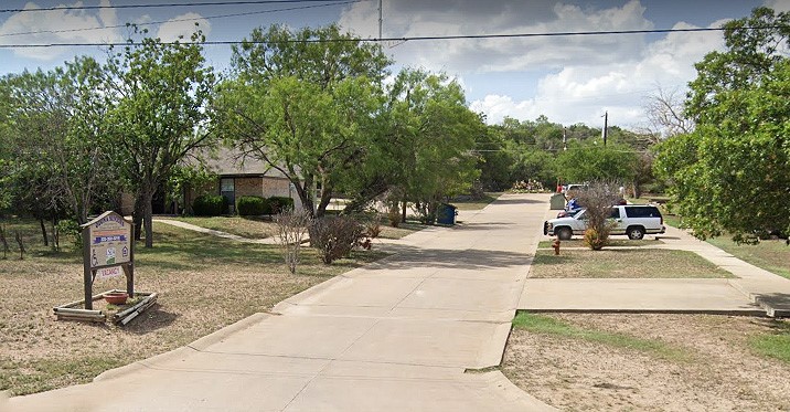 Ozona Condo: 1304 Old Highway 290