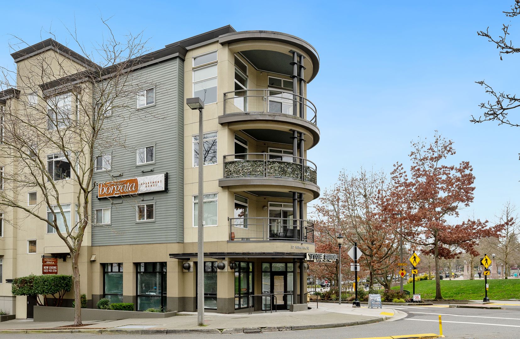 Bellevue Apartment: 37 103rd Ave NE